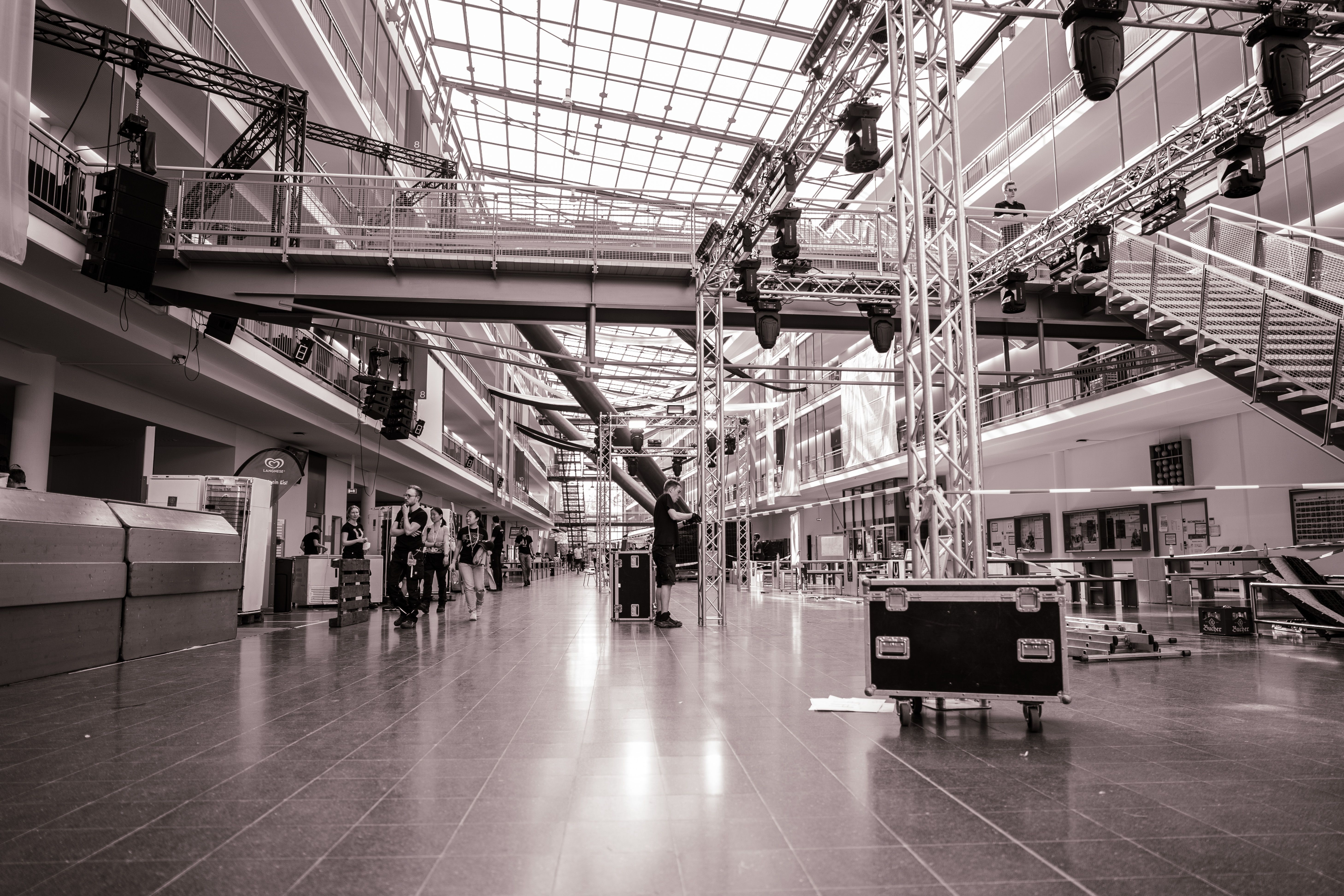 Aufbauarbeiten für die UNITY